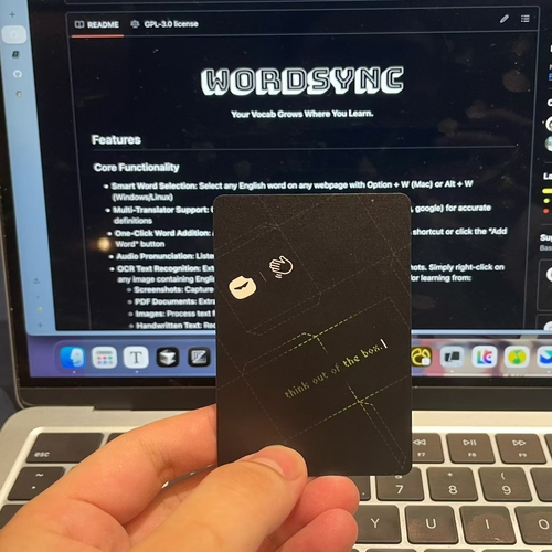 第一次参加拿到的 bojour 卡片