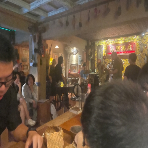 遇到了来练习的乐队